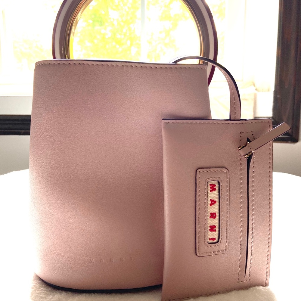Marni bucket